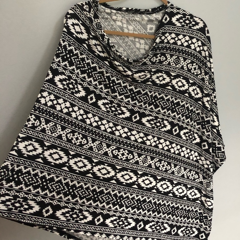 Car seat cover/nursing cover